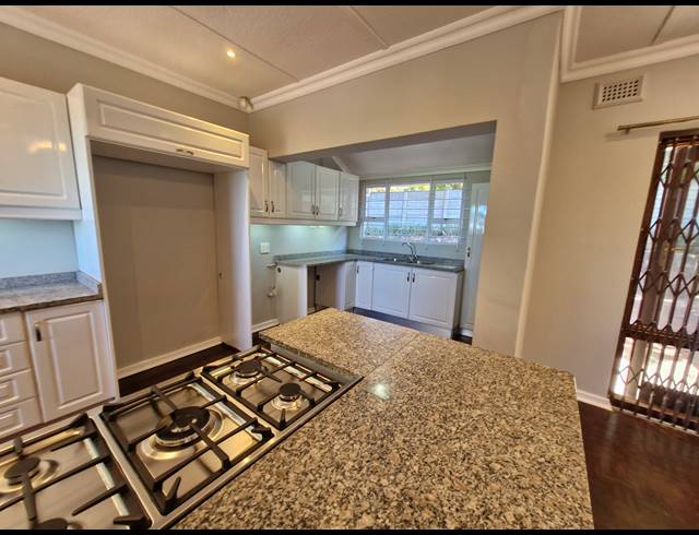 3 BEDROOM HOUSE RENTED IN DAWNCLIFFE